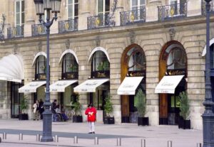 Où faire du shopping à Paris : rue Saint Honoré